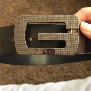 Men’s guess belt